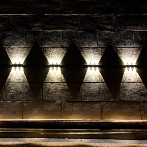 Solar Wandleuchte LED Warmweiß Außen für Fassade und Eingangsbereich IP65 Modernes Design