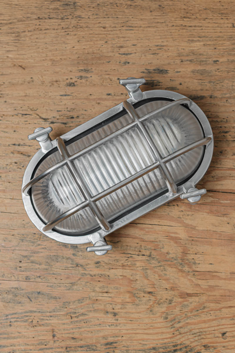 Außenwandleuchte | Robuste Edelstahlkonstruktion, Klare Glasabdeckung 0