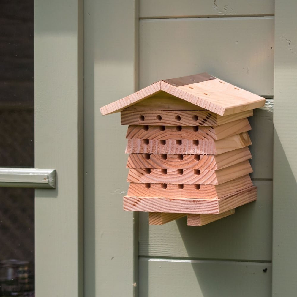 Bienenhotel | Zedernholz, Kupferdach 2