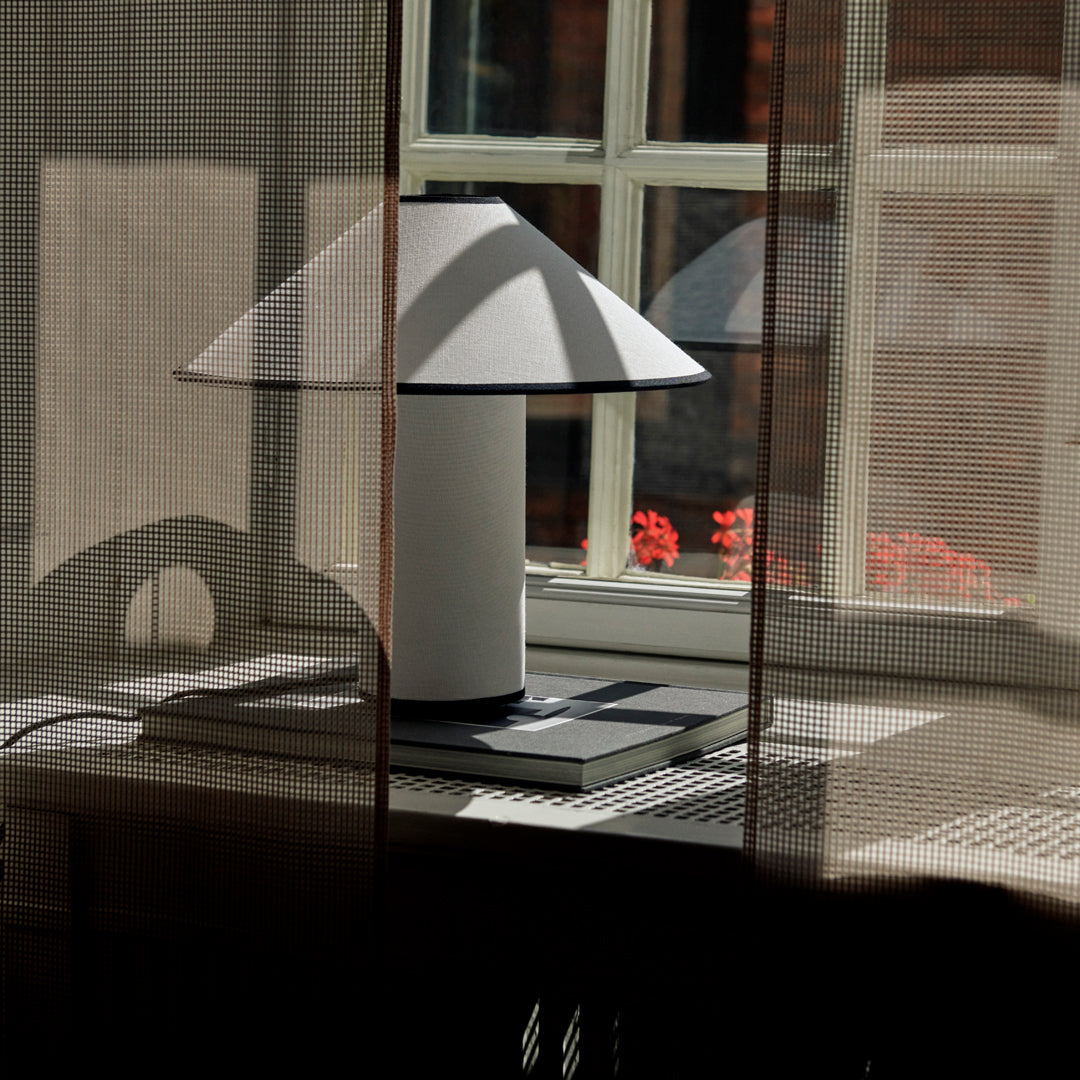 Lumora Vintage LED Tischlampe – Dimmbar Messing Wohnzimmer