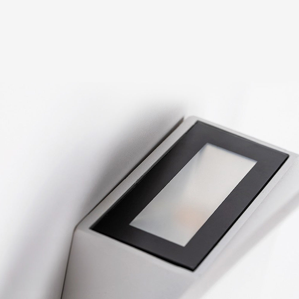Aluminium Disc LED Wandleuchte - Minimalistisches Design für elegante Beleuchtung