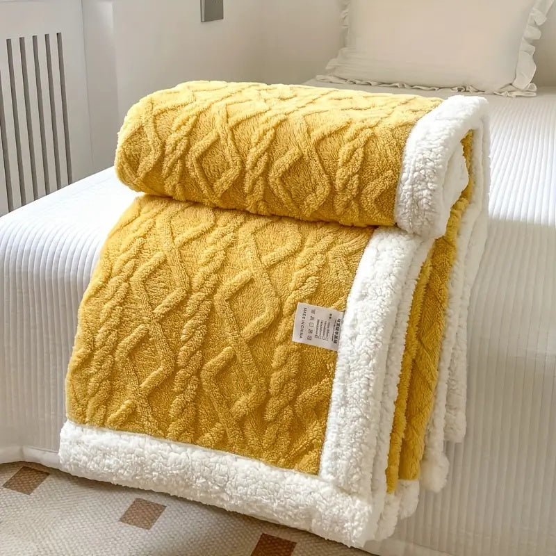 Fleecedecke | Wende-Design, Zwei Texturen für Vielseitigkeit 13