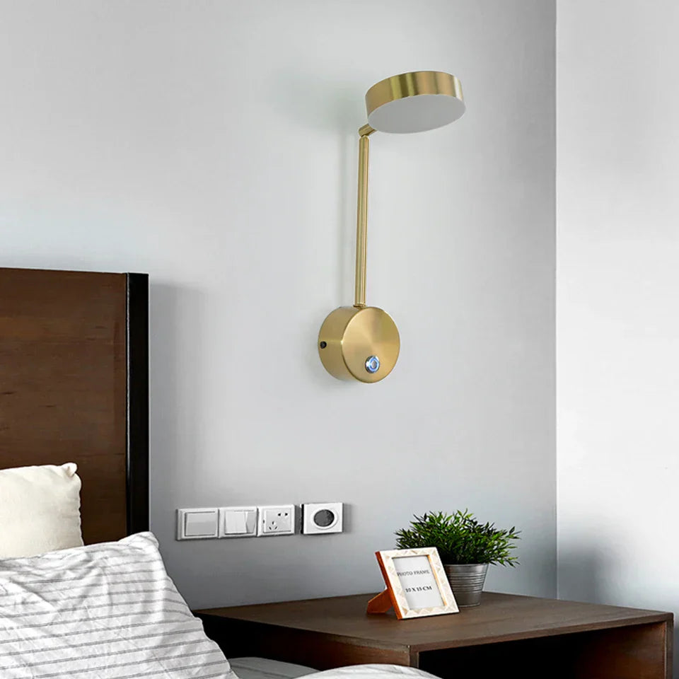 Brillux – Intelligente LED-Wandleuchte mit Dimmer