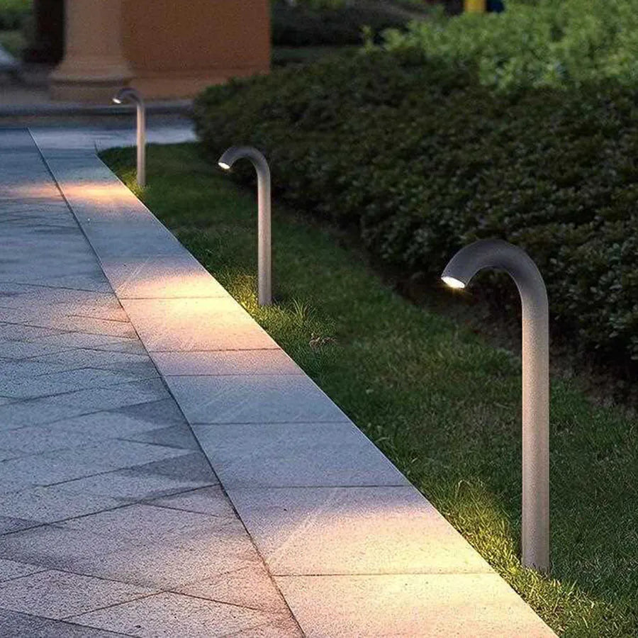 LumiStream - Bezaubernde LED-Wassergartenlampe