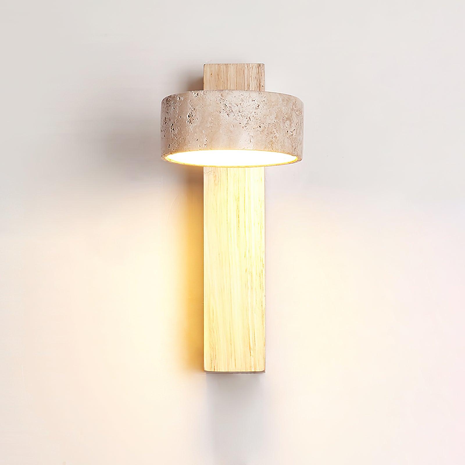 Wandleuchte aus Travertin und Holz