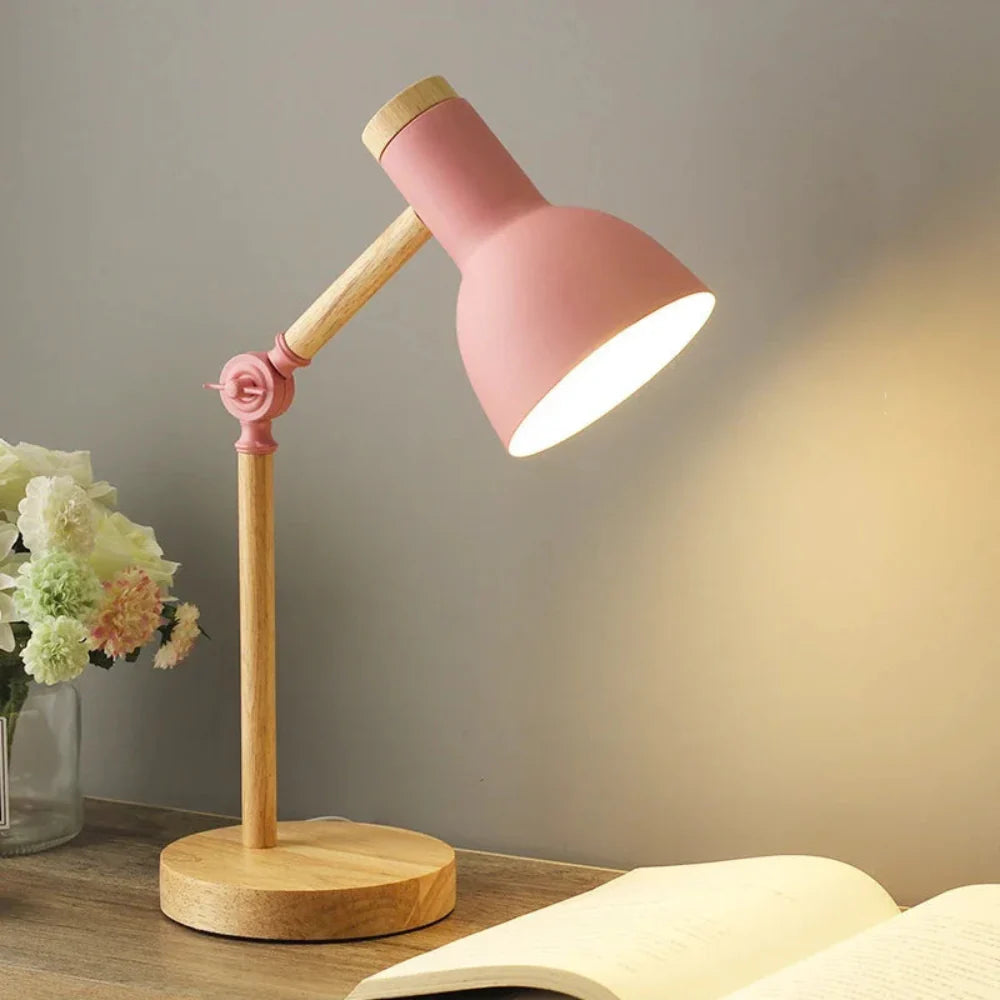BrightOak Verstellbare Schreibtischlampe – Holz Modern Büro