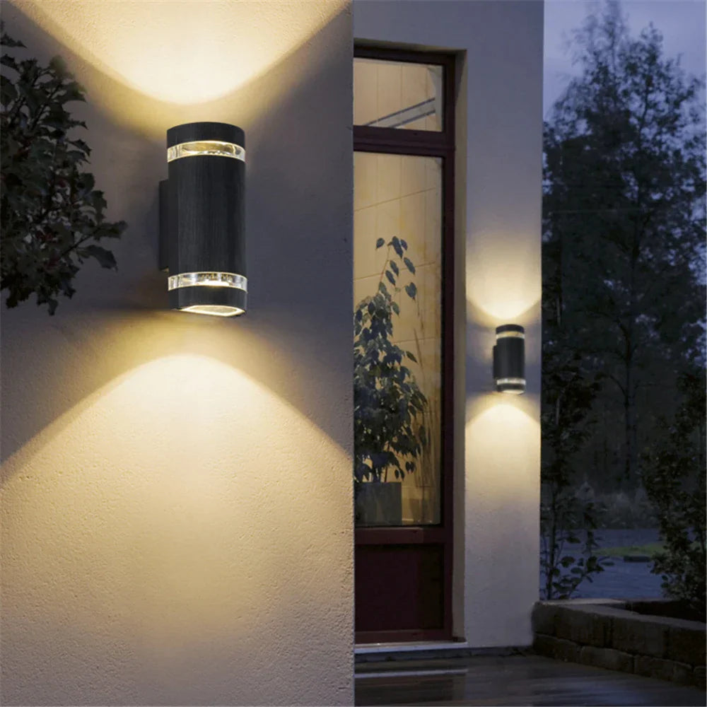 AquaLume – Wasserdichte LED-Außenleuchte robust IP65 Garten