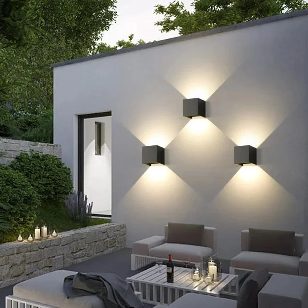 AquaShield Wandlampe Modern LED IP65 Schwarz für Garten & Terrasse