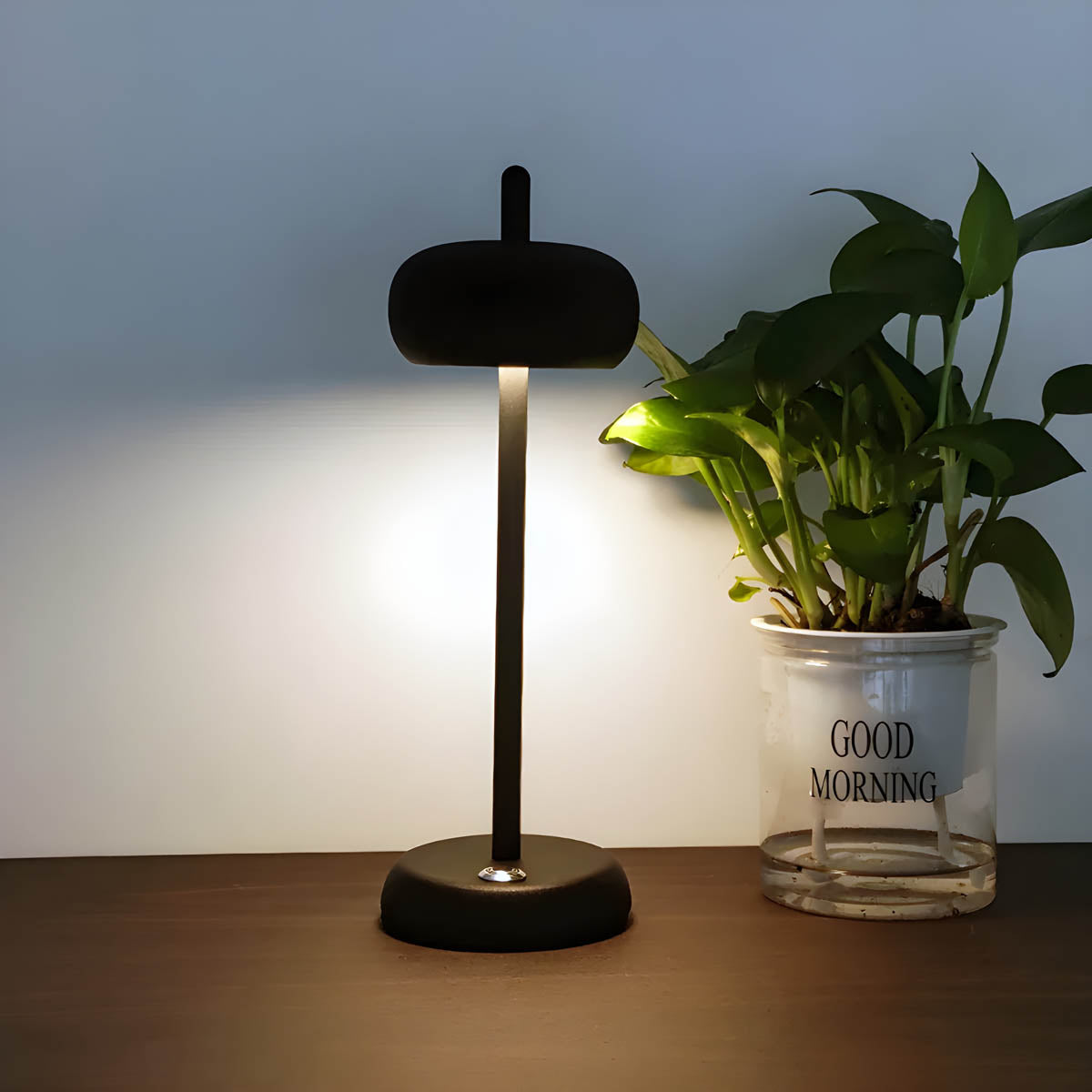 Rinao Minimalistische Tischleuchte – LED dimmbar Weiß Wohnzimmer