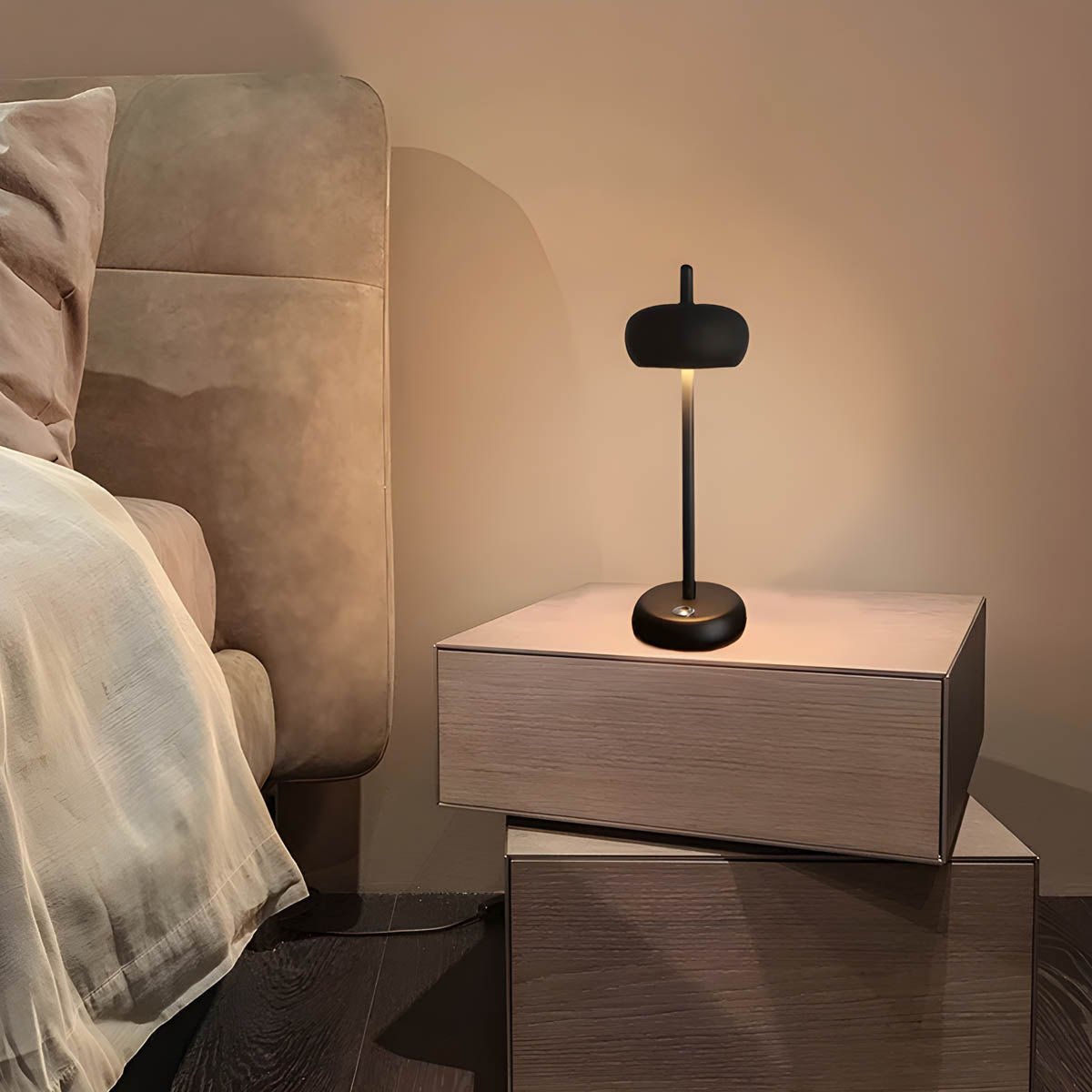 Rinova Minimalistische LED-Tischleuchte – Dimmbar Weiß für Wohnzimmer