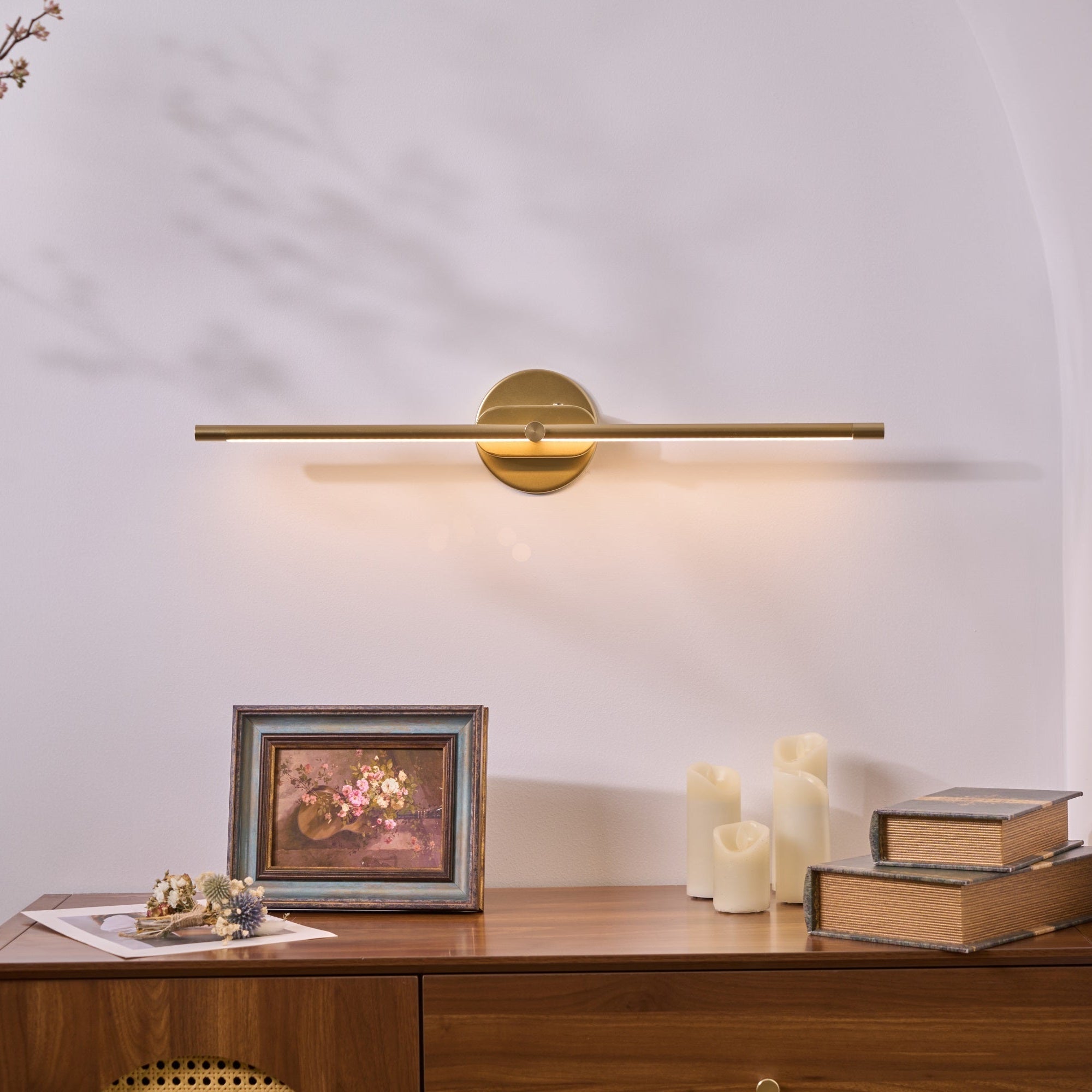 Wiederaufladbare lineare Wandlampe mit Touch-Bedienung