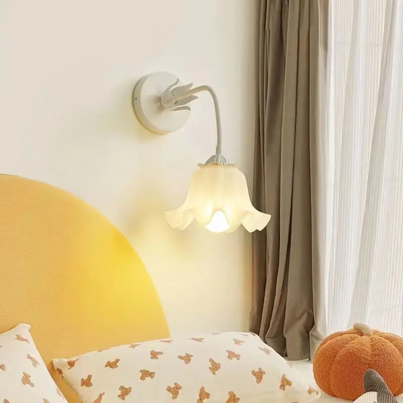 FrenchRose LED-Wandleuchte - Elegantes florales Design