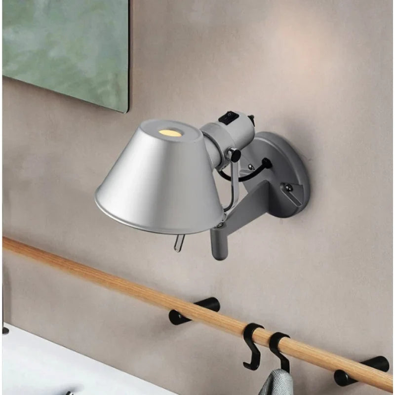 RockGlow - Industrielle LED-Wandleuchte - Verstellbarer Arm für das Schlafzimmer