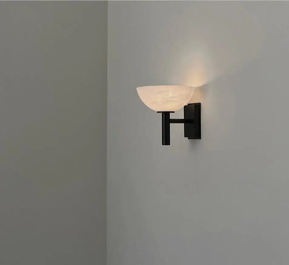 MarbleAura - Luxuriöse Marmor-Wandleuchte mit Kupfer - Modernes Design für Wohn-/Schlafzimmer