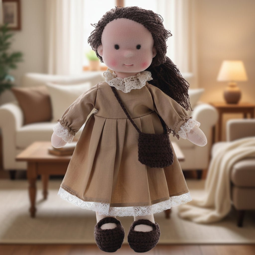 ELORA – Handgemachte Waldorfpuppe aus Baumwolle für kreatives Spielen