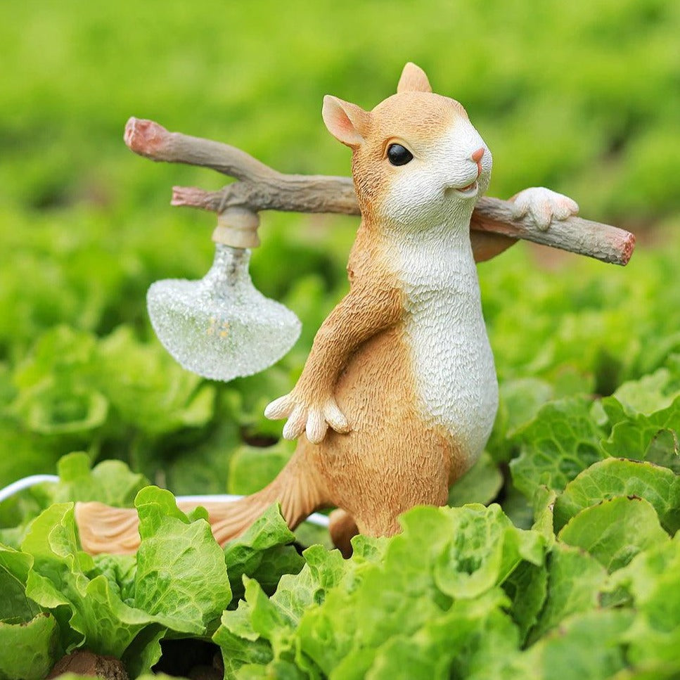 NutroLux Tischlampe Eichhörnchen Deko LED Gold für Wohnzimmer