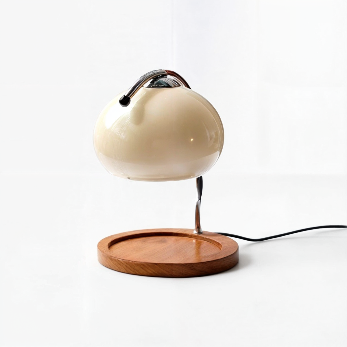 Tischlampe | Bauhaus Stil, Holzsockel, Dimmbare LED-Beleuchtung 0