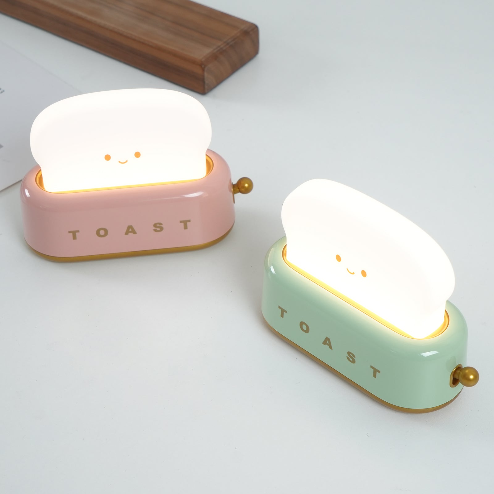 ToastGlow Tischlampe – Retro, Akku, Warmlicht, für Wohnzimmer