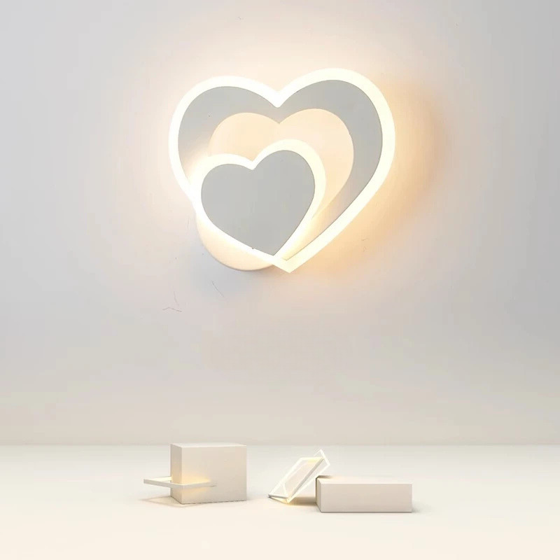 HeartBliss Lampe - Romantisches Herz Design für Schlafzimmer und Wohnzimmer