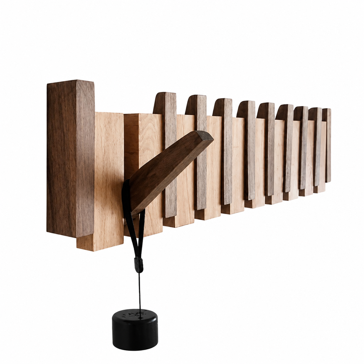Wandgarderobe | Massives Holz, Klavier-inspiriertes Design 1