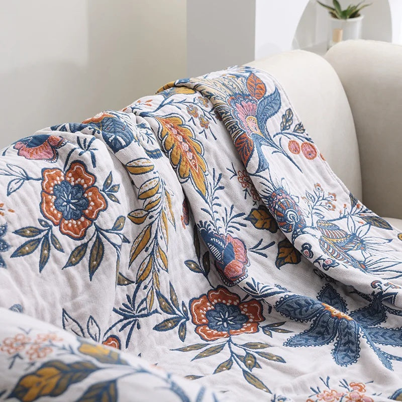 Wendedecke | Jacquard-Blumenmuster, Pompon-Details 1