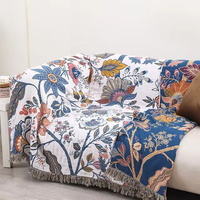 Wendedecke | Jacquard-Blumenmuster, Pompon-Details 2