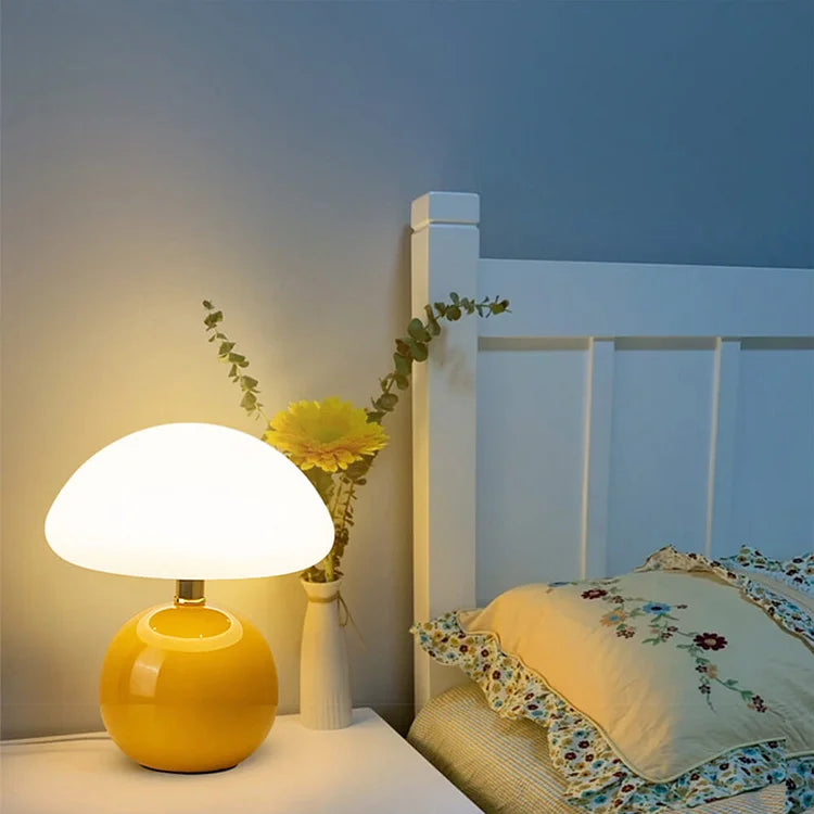 LumoMushroom Retro Tischlampe Pilzform LED Warmlicht Wohnzimmer