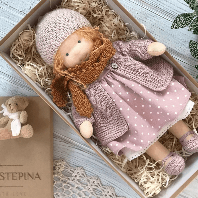 Waldorf-Puppe Lana – Weich, Strapazierfähig und Handgefertigt