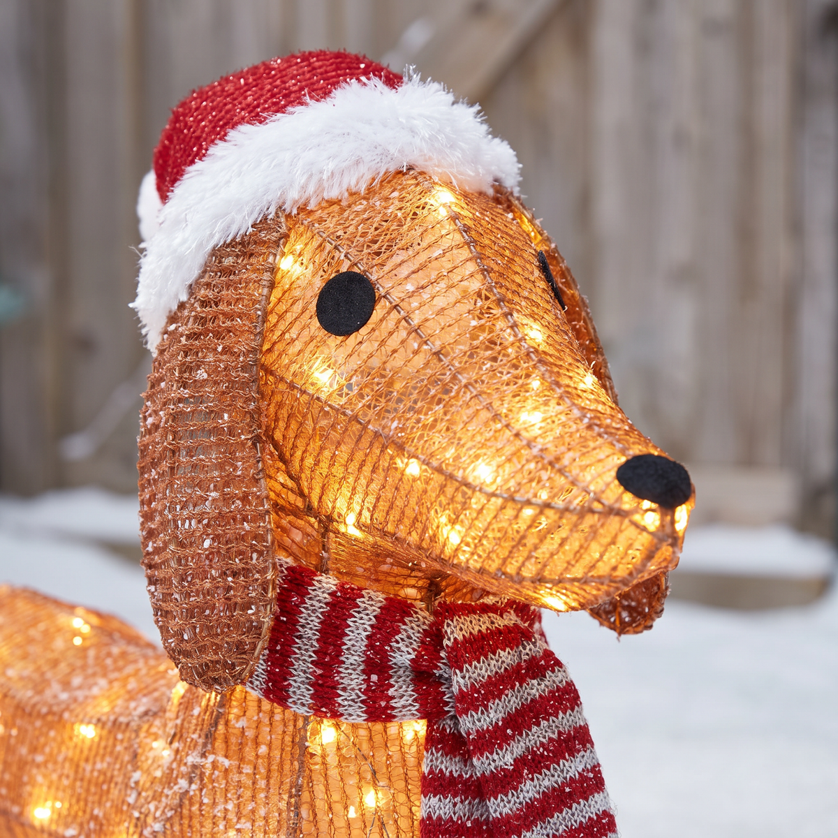 LED Dackel Weihnachtsfigur 65 cm mit Mütze und Schal, 80 LEDs für innen und außen