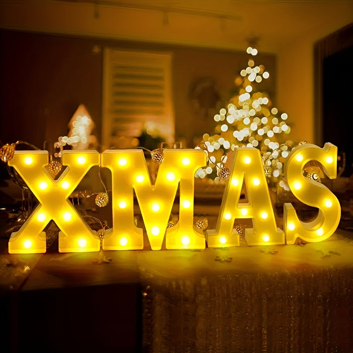 LED Leuchtbuchstaben XMAS, beleuchteter Schriftzug für Weihnachten mit Batterie