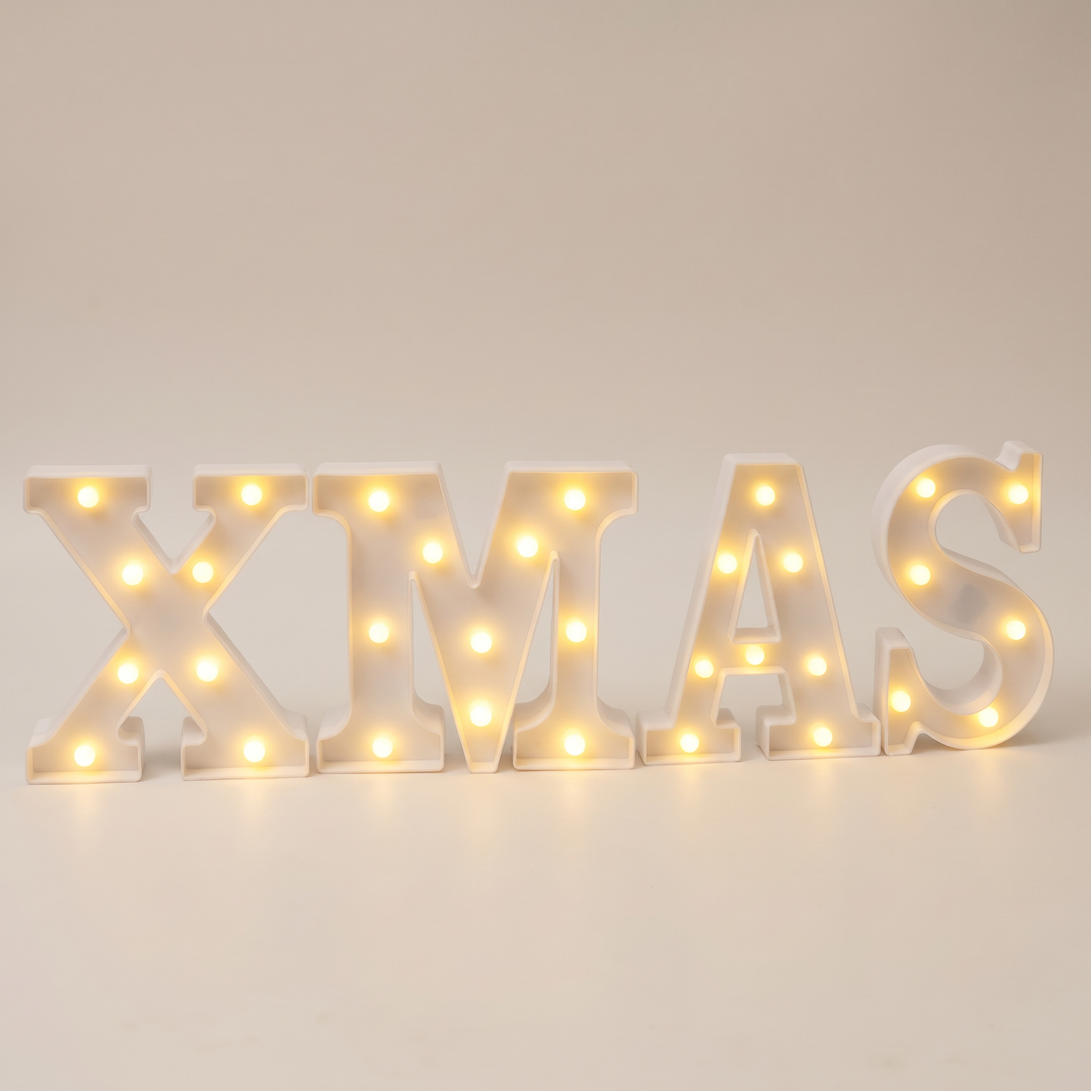 LED Leuchtbuchstaben XMAS, beleuchteter Schriftzug für Weihnachten mit Batterie