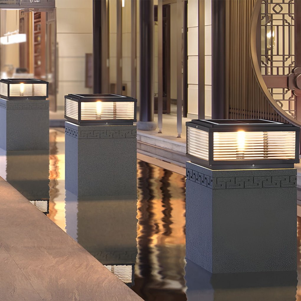 LumoPost Gartenleuchte Modern Glasrippen Schwarz