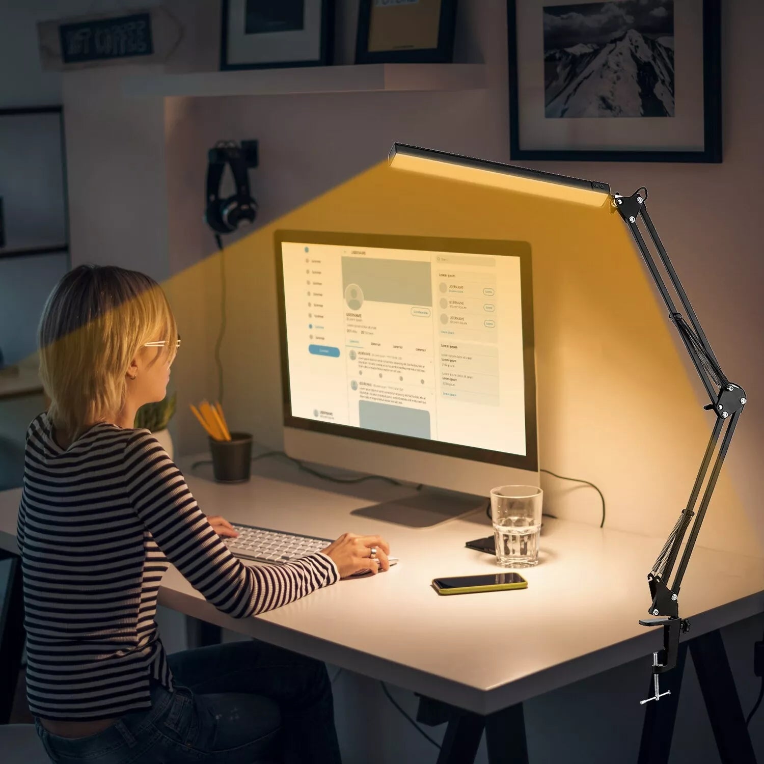 DeskGlow - Dimmbare LED-Schreibtischlampe mit verstellbarem Arm und Farbtemperatur