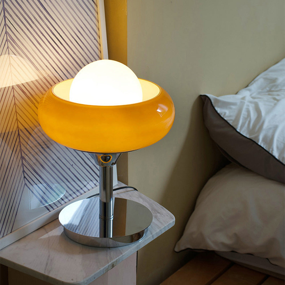RetroGlow Bauhaus Tischlampe – Glas Gelb Warmlicht fürs Wohnzimmer