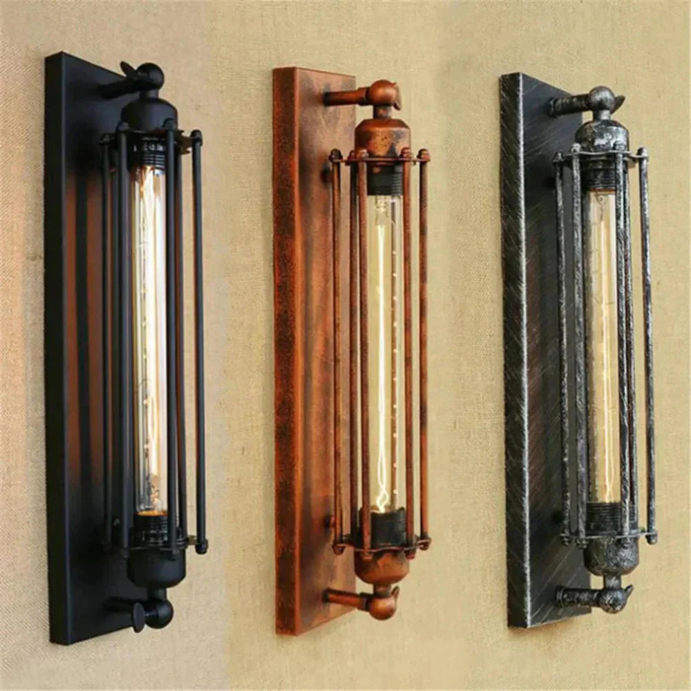 RetroGlow Wandlampe – Vintage Stil, LED, Messing, für Flur